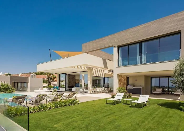 Villa Anamaya 1 - Elegant 5-bedroom In *