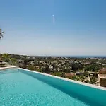 Anamaya 1 - Elegant 5-bedroom In *